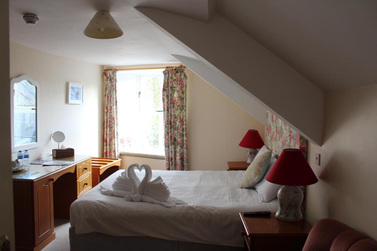 Tom Crean Base Camp - Food Drink Bed Hotel Kenmare Exterior photo